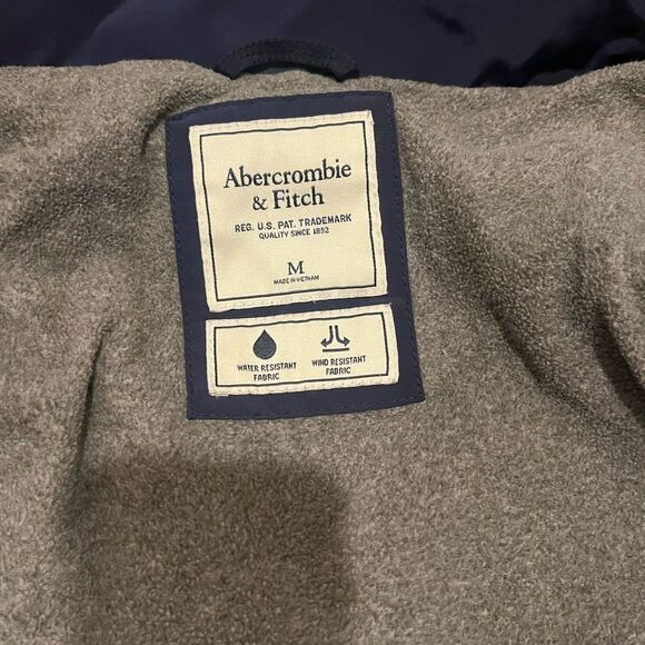 Abercrombie & Fitch navy all weather jacket - Picture 6 of 9